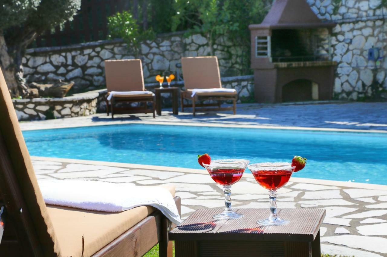 Villa Summer Breeze نِكيانا المظهر الخارجي الصورة